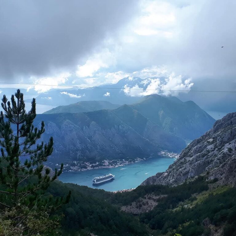 Old Balkan Tales of Love by the Sea